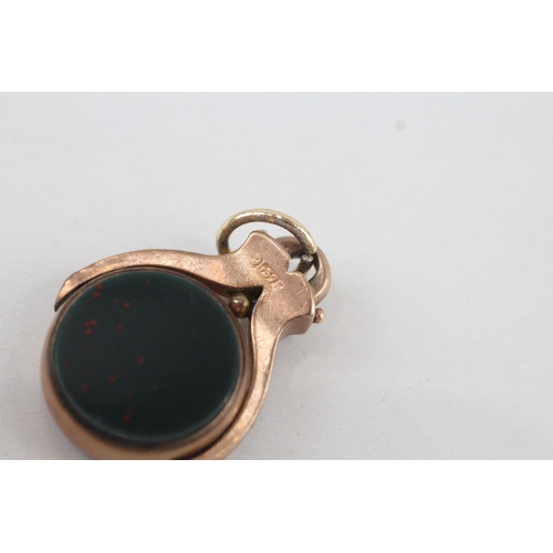 65 - 9ct gold antique carnelian and bloodstone spinner fob 4.4g