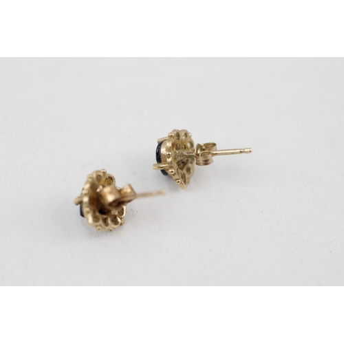 69 - 9ct gold sapphire heart solitaire stud earrings 1.1g