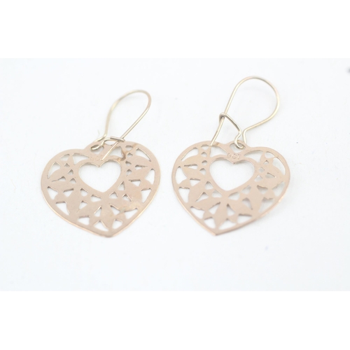 72 - 9ct gold cut work heart drop earrings with shepherd hooks 0.9g