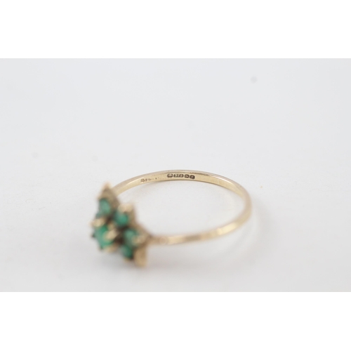 88 - 9ct gold emerald floral cluster dress ring 1.1g   Size K 1/2