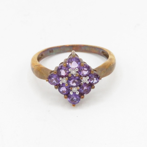 147 - 9ct gold diamond & amethyst cluster ring 2.6g Size O 1/2