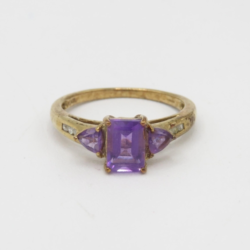 38 - 9ct gold vari-cut amethyst dress ring with diamond shoulders 2.2g Size O