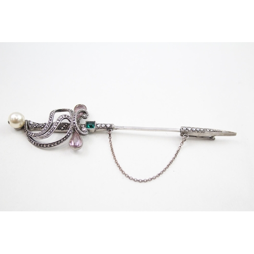 270 - Silver antique jabot sword brooch set with paste and marcasite (13g)