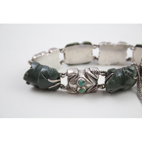 278 - Silver Mexico carved gemstone frog bracelet (72g)