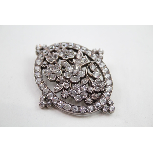 293 - A silver Victorian Paste brooch (14g)