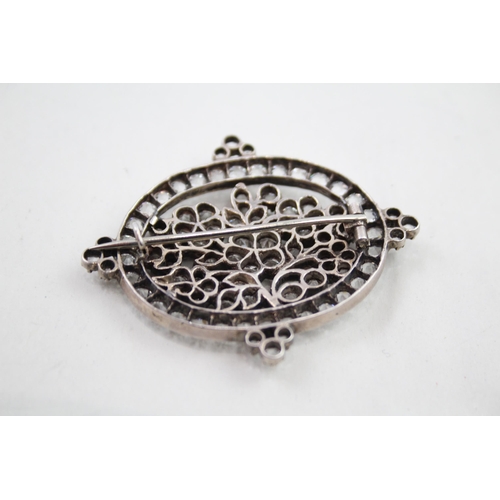 293 - A silver Victorian Paste brooch (14g)