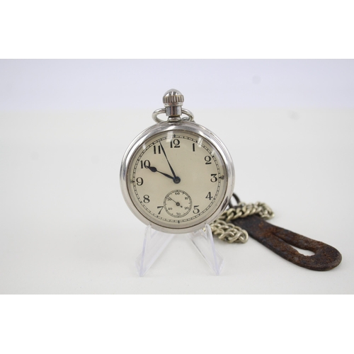 435 - Men's WWII 1944 Dated Military Issued Pocket Watch Hand-Wind WATCH RUNS