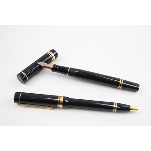 459 - PARKER Duofold Black Lacquer Fountain Pen w/ 18ct Gold Nib WRITING