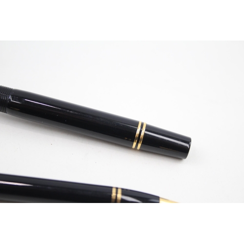 459 - PARKER Duofold Black Lacquer Fountain Pen w/ 18ct Gold Nib WRITING