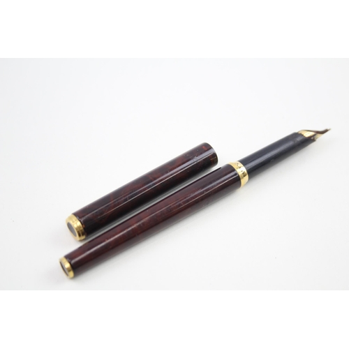 460 - Vintage PARKER 95 Brown Lacquer Fountain Pen w/ Gold Plate Nib WRITING