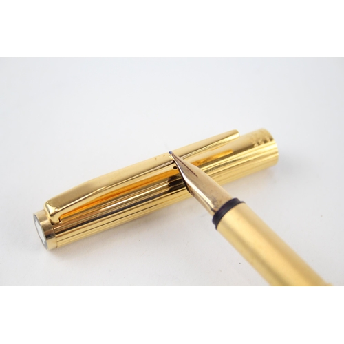 473 - Vintage MONTBLANC Classic Gold Plated Fountain Pen w/ 14ct Gold Nib WRITING