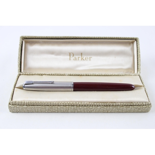 477 - Vintage PARKER 51 Burgundy Fountain Pen w/ 14 Gold Nib WRITING Boxed