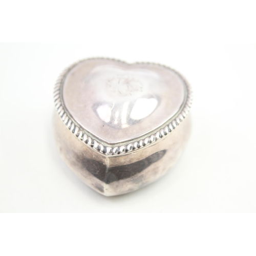 332 - Antique Victorian 1894 Birmingham Sterling Silver Heart Shaped Trinket Box (48g)