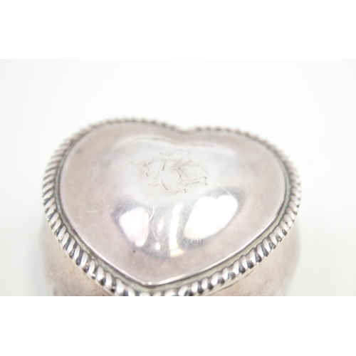 332 - Antique Victorian 1894 Birmingham Sterling Silver Heart Shaped Trinket Box (48g)