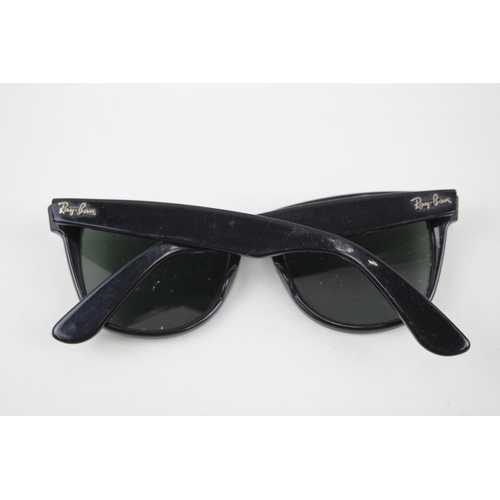 375 - Vintage Bausch & Lomb Rayban Wayfarer II Black Sunglasses