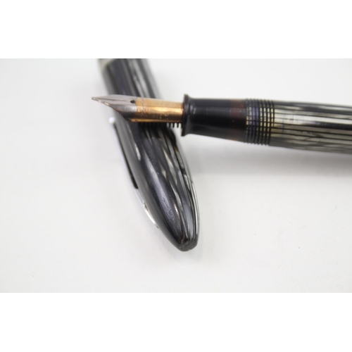 434 - Vintage SHEAFFER Balance Grey & Black Fountain Pen w/ Gold Plate Nib WRITING