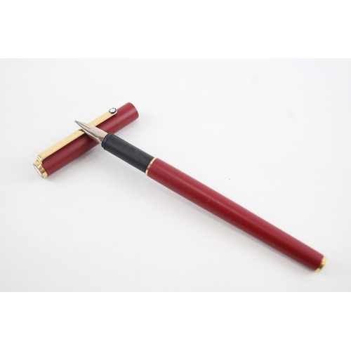 437 - Montblanc Classic Slimline Red Fountain Pen w/ Gold Plate Nib Writing