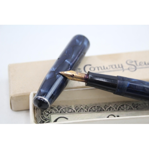 440 - Vintage Conway Stewart 15 Navy Fountain Pen w/ 14ct Gold Nib Writing