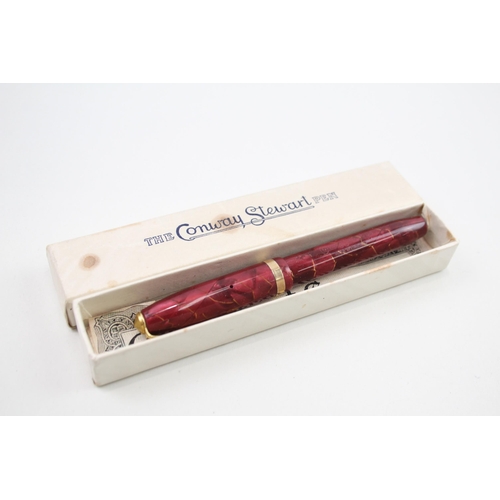 443 - Vintage Conway Stewart 84 Red Fountain Pen w/ 14ct Gold Nib Writing Original Box