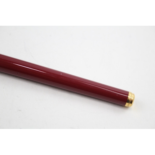 448 - Must De CARTIER Burgundy Lacquer Cased Rollerball / Ballpoint Pen WRITING