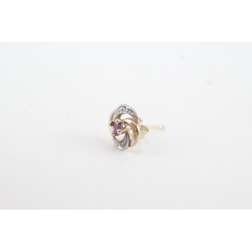 105 - 9ct gold amethyst openwork stud earrings (0.8g)