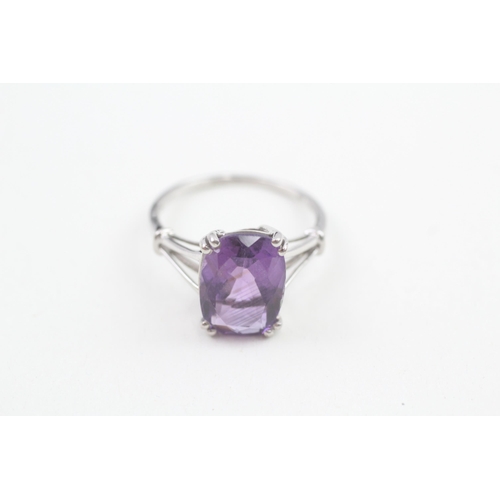 132 - 9ct white gold amethyst set cocktail ring (3.7g) Size U 1/2