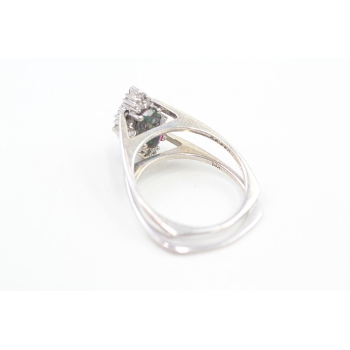 14 - 14ct white gold diamond and mystic topaz reversible dress ring Size Q  5.5g