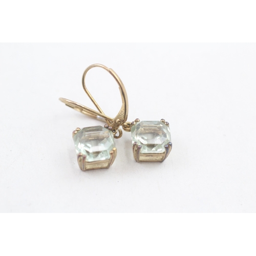 164 - 9ct gold green quartz drop earrings (2.8g)