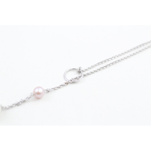 174 - 18ct white gold pink and white cultured pearl drop necklace (5.2g)