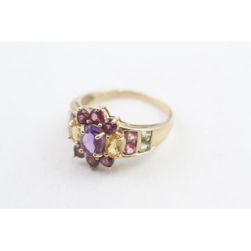 226 - 9ct gold amethyst, citrine, tourmaline, and garnet set cluster ring (3g) Size Q