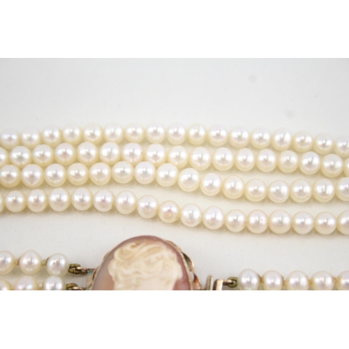 232 - 9ct gold cameo and cultured pearl necklace (45.7g)