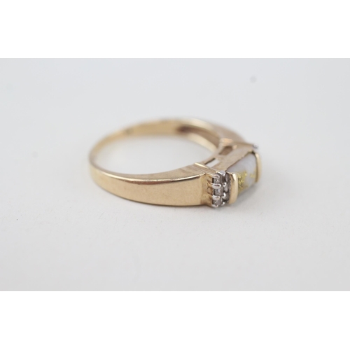 32 - 9ct gold diamond & gold vein quartz dress ring Size O  3.3g