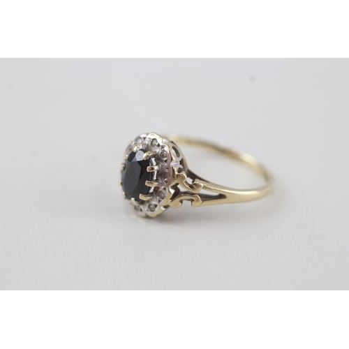 34 - 9ct gold diamond & sapphire oval cluster ring Size P  2.2g