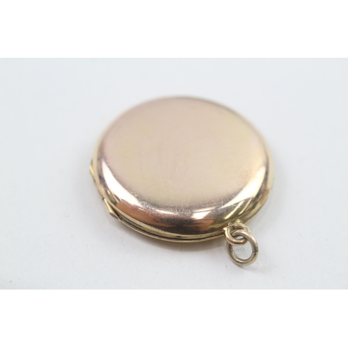 66 - 9ct gold back and front locket   6.8g