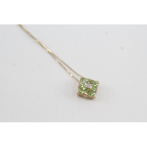 90 - 9ct gold diamond & peridot cluster pendant necklace (2g)