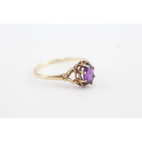 91 - 9ct gold oval amethyst single stone ring (1.3g) Size O