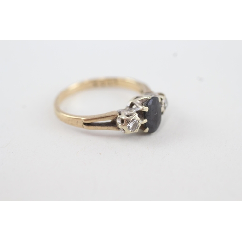 120 - 9ct gold diamond & sapphire three stone ring (2.6g) Size  O