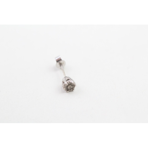 13 - 9ct gold diamond set cluster stud earrings (0.7g)