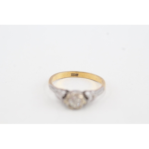 144 - 18ct gold antique old cut diamond single stone ring (2.7g) Size  M