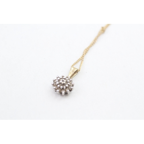 15 - 9ct gold diamond set cluster pendant necklace (1.5g)