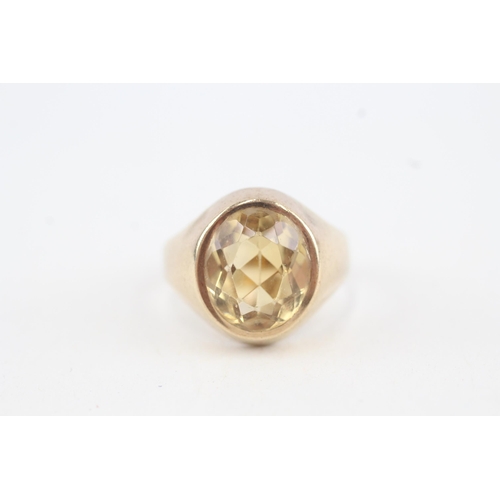 170 - 9ct gold oval citrine single stone ring (4.8g) Size  N