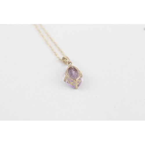 241 - 9ct gold oval cut amethyst pendant necklace (1.3g)