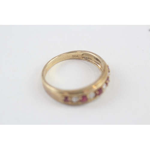 249 - 9ct gold vintage ruby & diamond half eternity ring (2.5g) Size  O