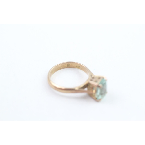 53 - 18ct gold vintage emerald set solitaire ring (4.2g) Size  K