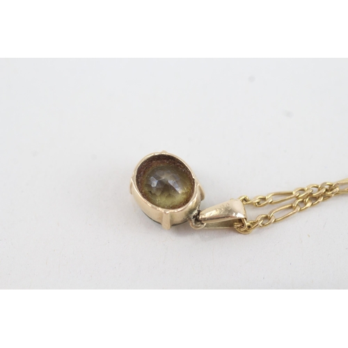 96 - 9ct gold green zircon single stone pendant necklace (2.9g)