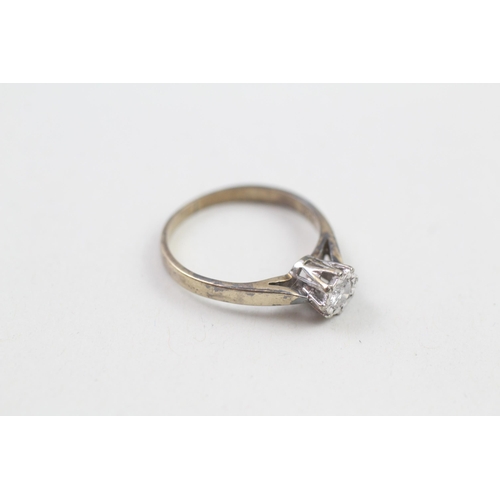 10 - 9ct gold vintage diamond set solitaire ring (1.5g) Size  I 1/2