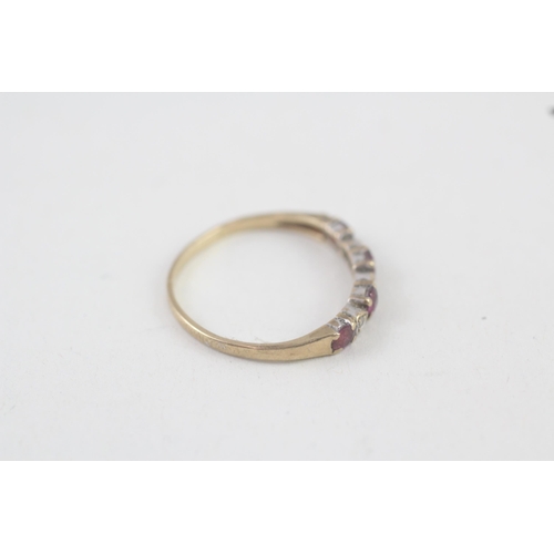 101 - 9ct gold ruby & diamond half eternity ring (1.1g) Size  M