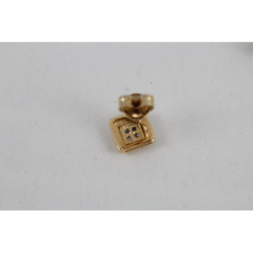 104 - 9ct gold diamond stud earrings (1.2g)