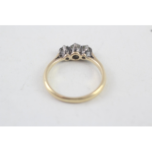 108 - 18ct gold vintage diamond three stone ring (2.1g) Size  J