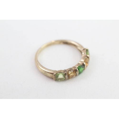 129 - 9ct gold peridot, citrine & diopside half eternity ring, bar set (2.1g) Size  P